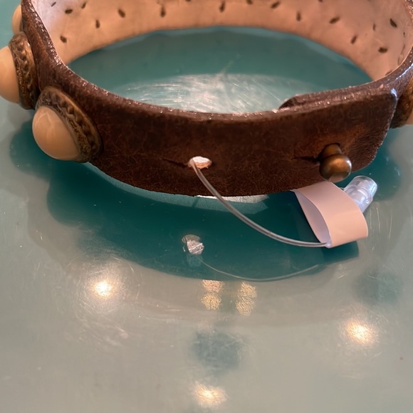 Streets Ahead cuff bracelet - Picture 6 of 6